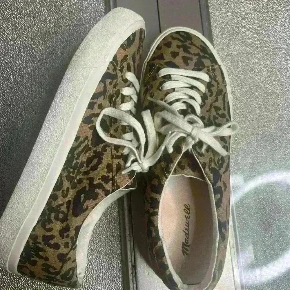 Madewell Sidewalk Low Top Leopard Cheetah Print 
 Sneaker Shoes